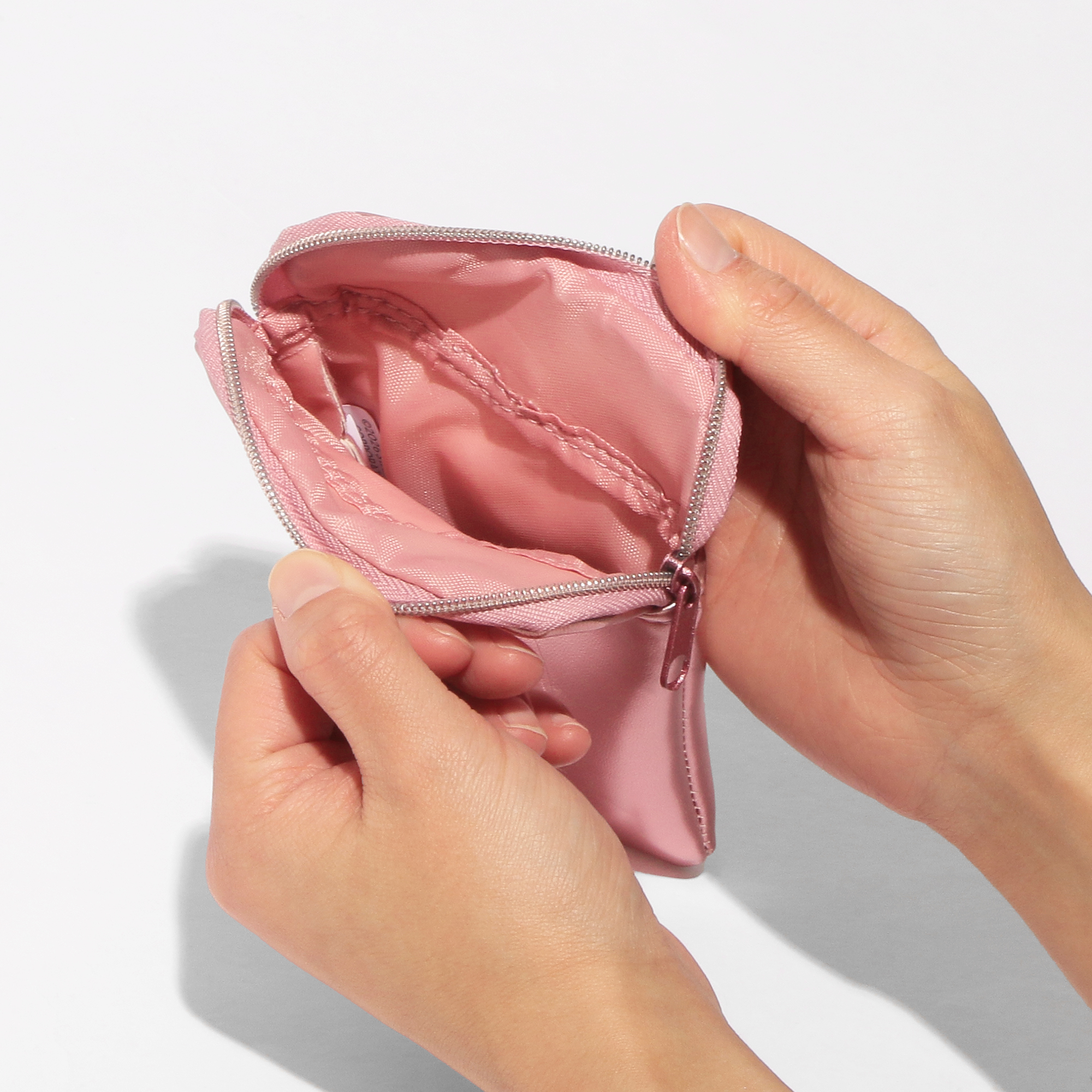 SAKURA2026スターバックスミニポーチギフトピンク（ドリンクチケット付