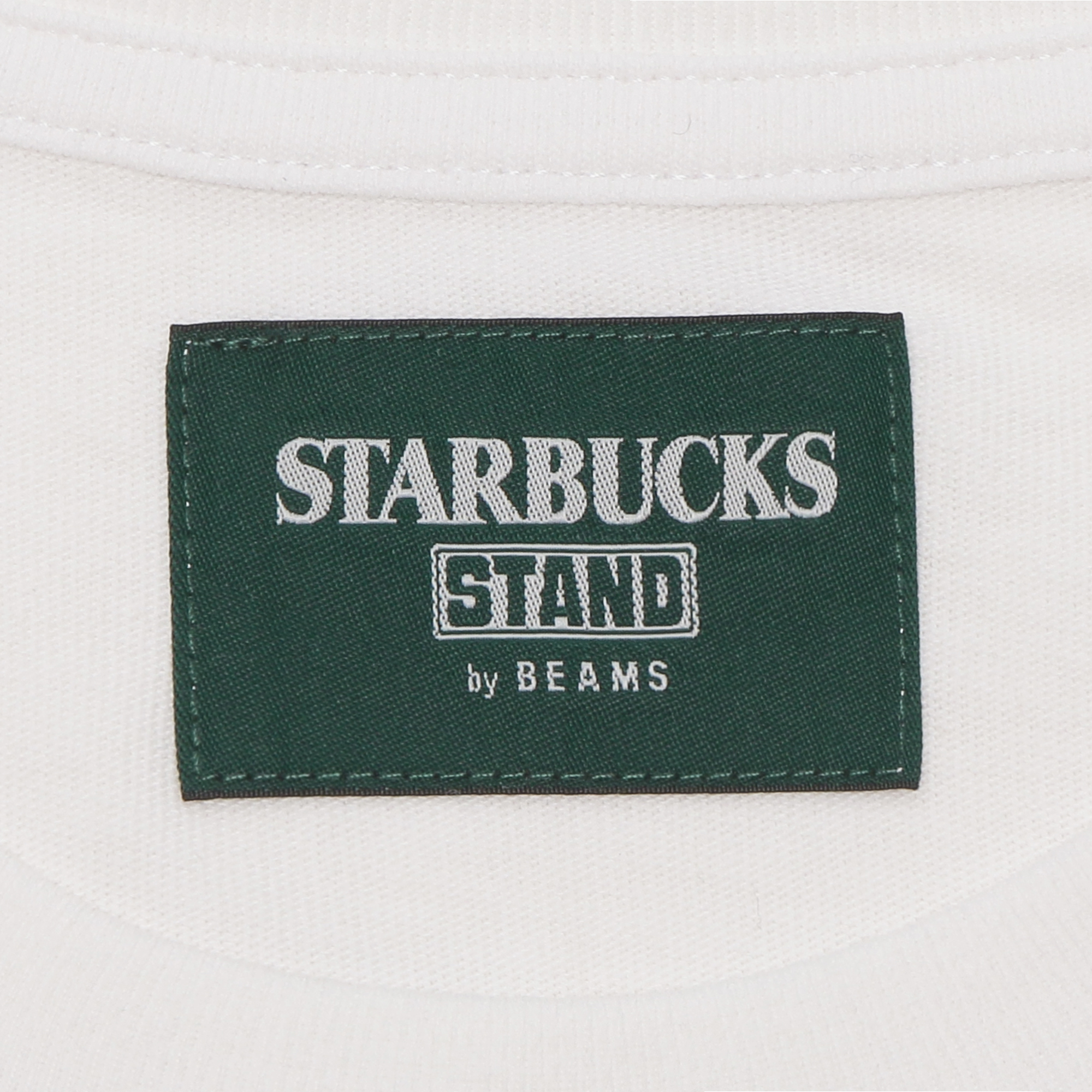 STARBUCKS STAND by BEAMS トミカ トラックプリントTシャツ A WHITE