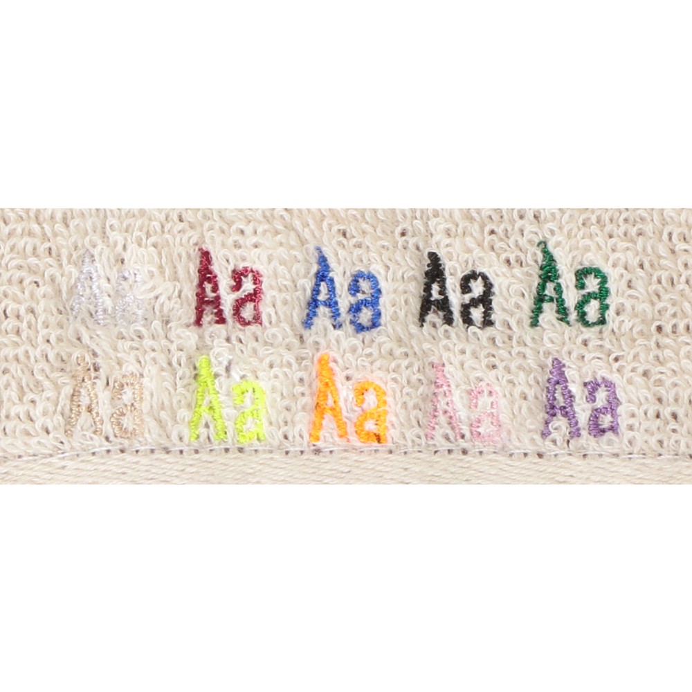 製品と糸色の組み合わせによっては刺繍が見えにくい場合があります。画像を参照ください。