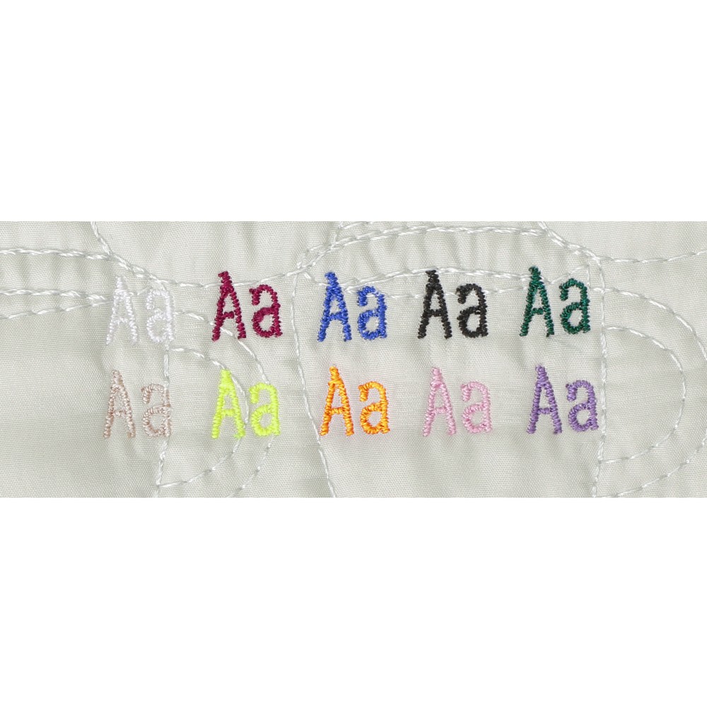 製品と糸色の組み合わせによっては刺繍が見えにくい場合があります。画像を参照ください。