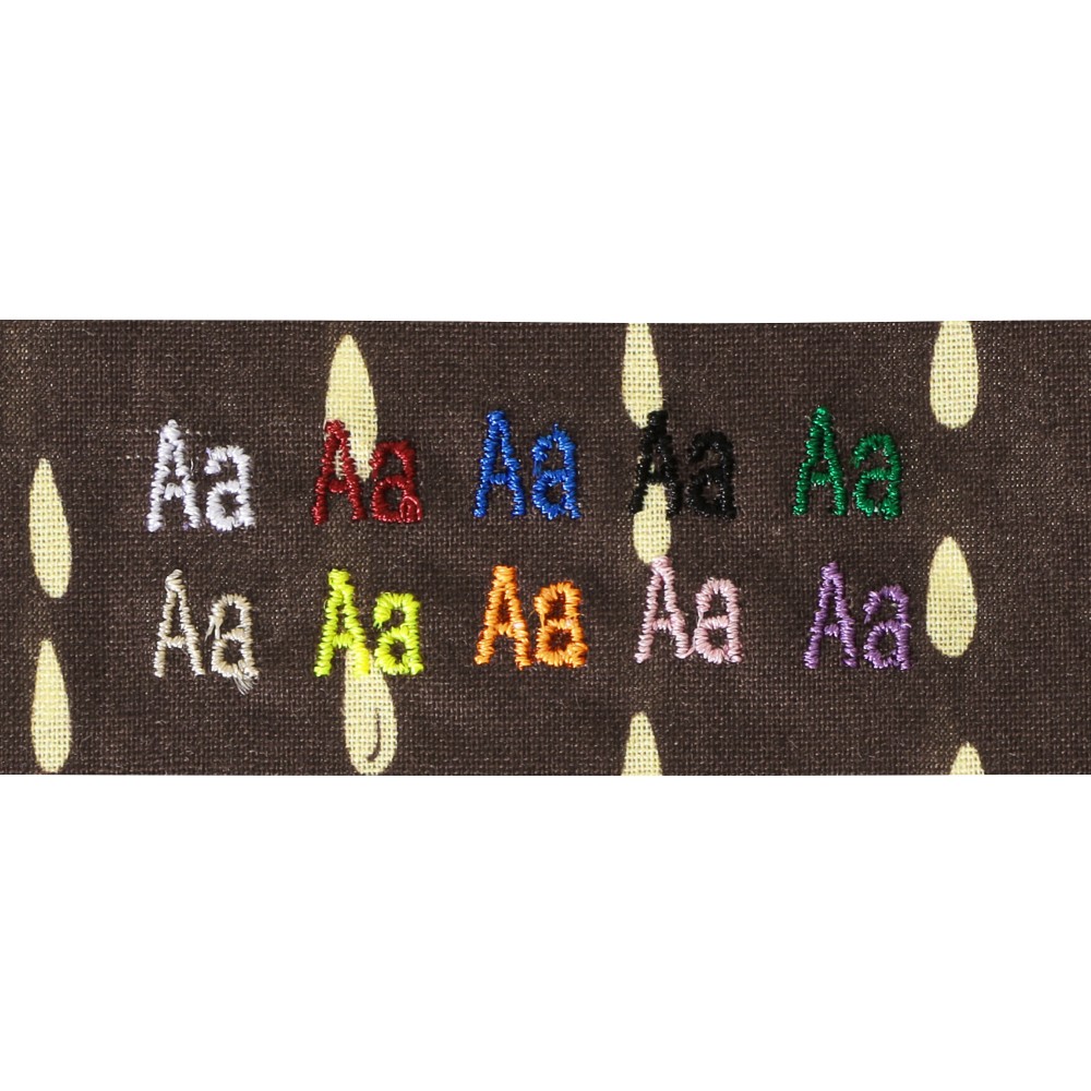 製品と糸色の組み合わせによっては刺繍が見えにくい場合があります。画像を参照ください。